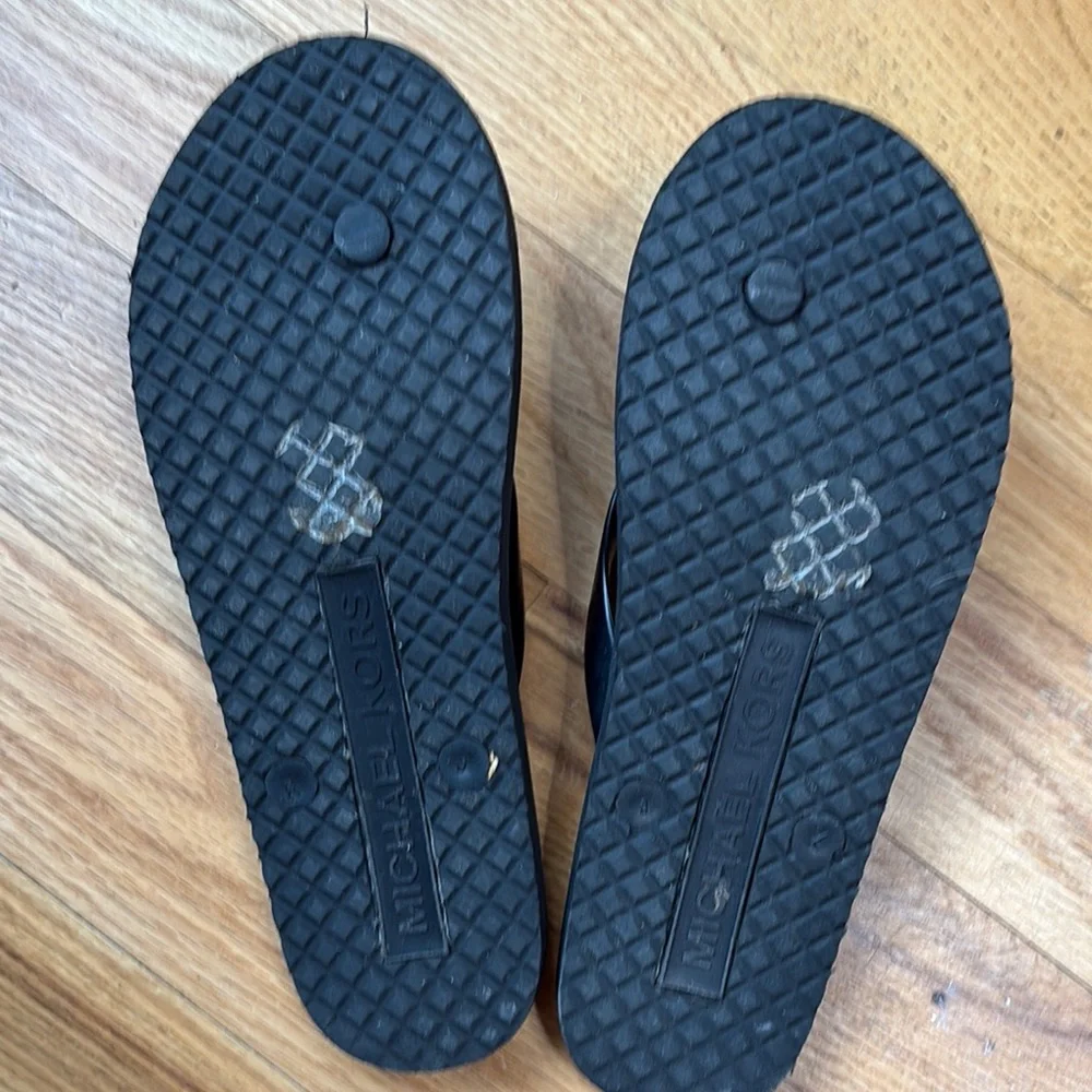Michael Kors Black Logo Flip Flops - Picture 4 of 5